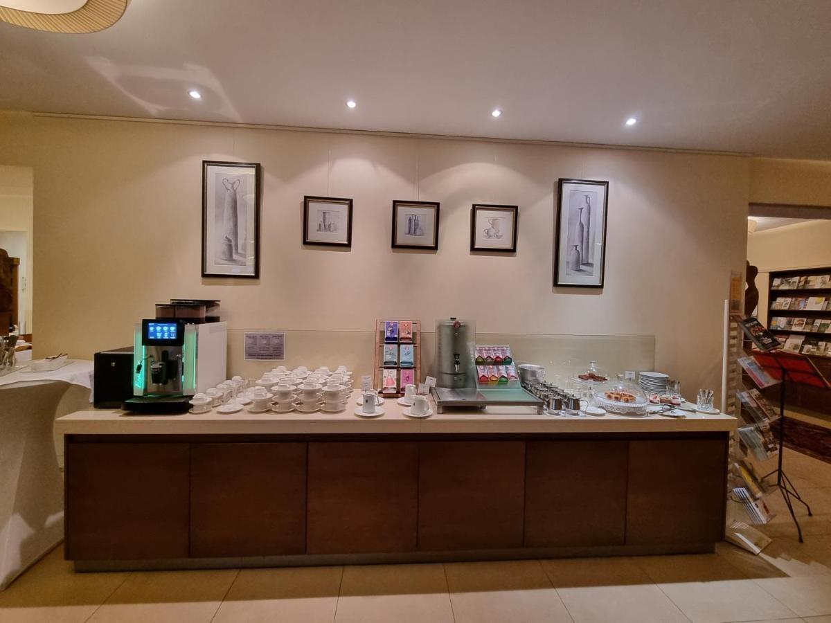 Birkenhof Gols - B & B - Wohlfuehl Hotel Mit Wochenend-Restaurant Eksteriør billede