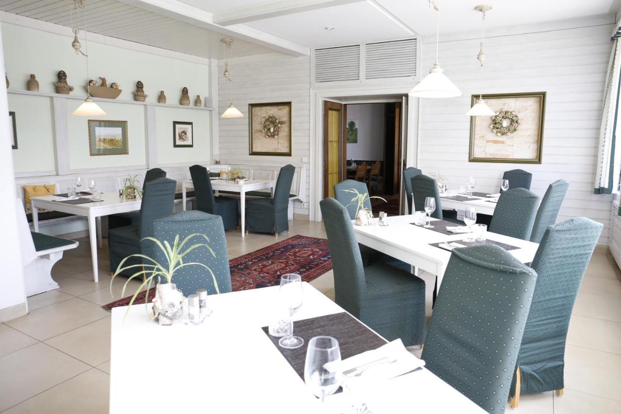 Birkenhof Gols - B & B - Wohlfuehl Hotel Mit Wochenend-Restaurant Eksteriør billede