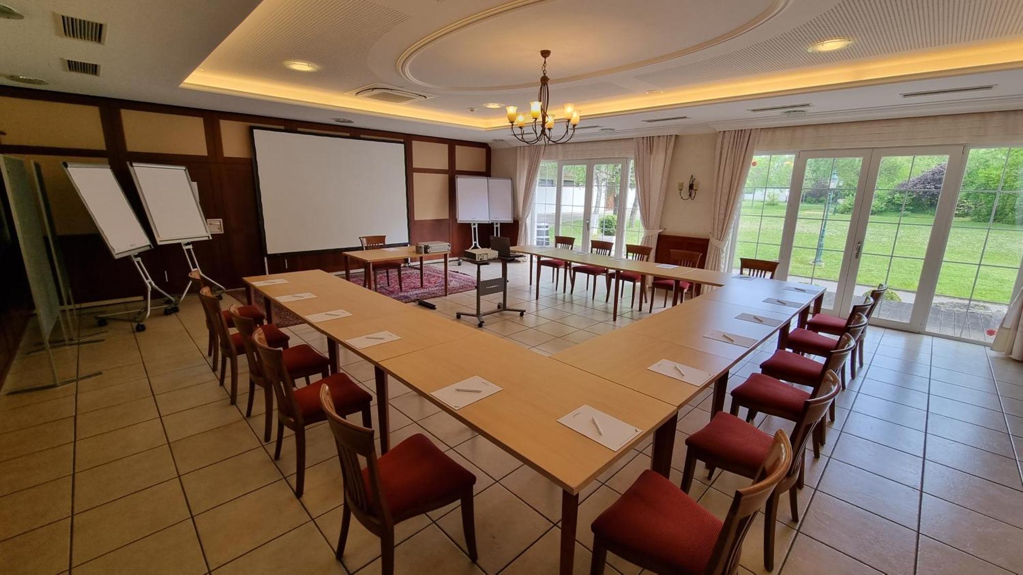 Birkenhof Gols - B & B - Wohlfuehl Hotel Mit Wochenend-Restaurant Eksteriør billede