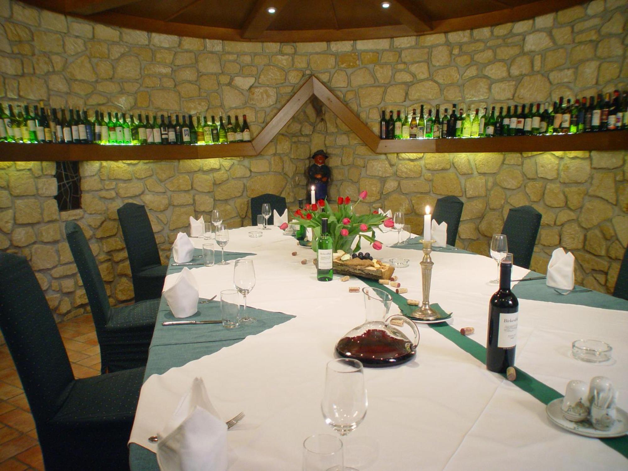 Birkenhof Gols - B & B - Wohlfuehl Hotel Mit Wochenend-Restaurant Eksteriør billede